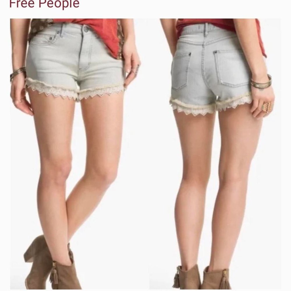 Free people light wash denim shorts - Picture 5 of 5